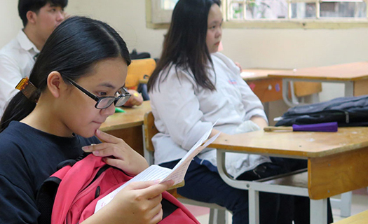 Nhiều chung cư, thiếu trường học, cuộc đua vào trường công tại Hà Nội ngày càng nóng
